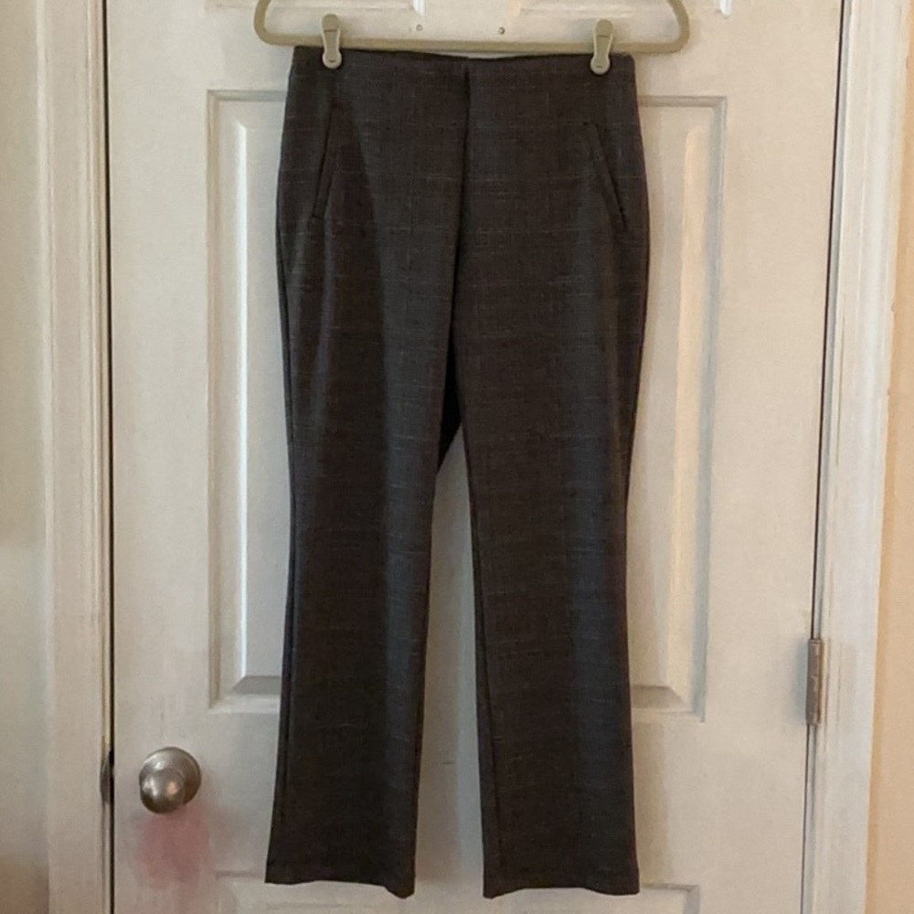 Tribal Stitch Fix Gray Black Burgundy Plaid Pull on Ankle Pants EUC SP